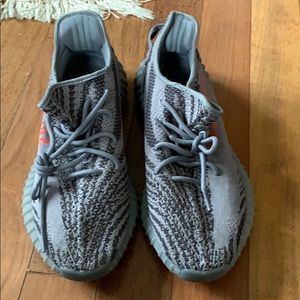 Yeezy Boost 350 V2 Beluga